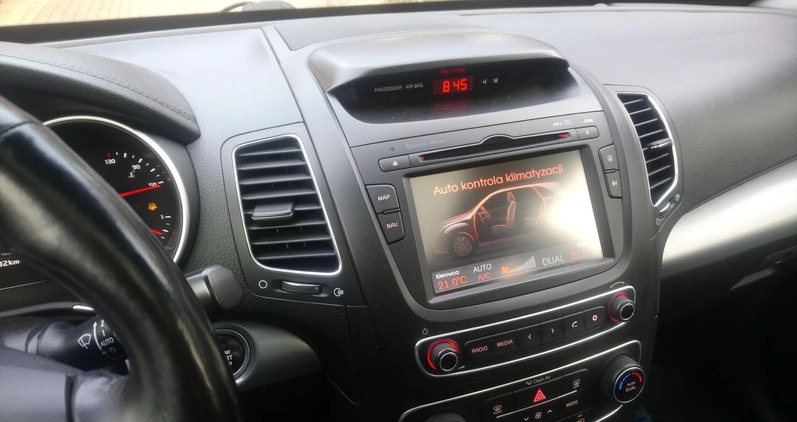 Kia Sorento cena 65900 przebieg: 187000, rok produkcji 2012 z Brzozów małe 106